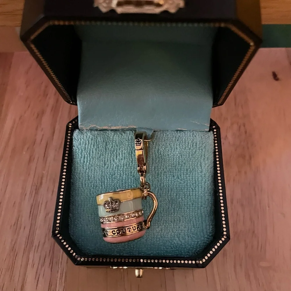 Juicy Couture  Hot Chocolate Charm  Authentic 100% - Picture 4 of 8